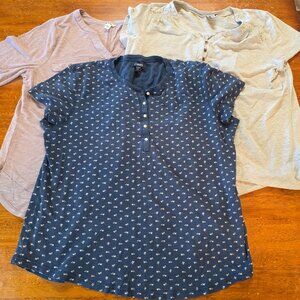 Women's Henley and Taupe Tops Lot of 3 Chaps Como Vintage Sonoma XL and XXL